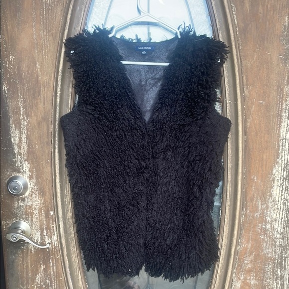 Max Edition Faux Fur Vest!  Small - Picture 1 of 6